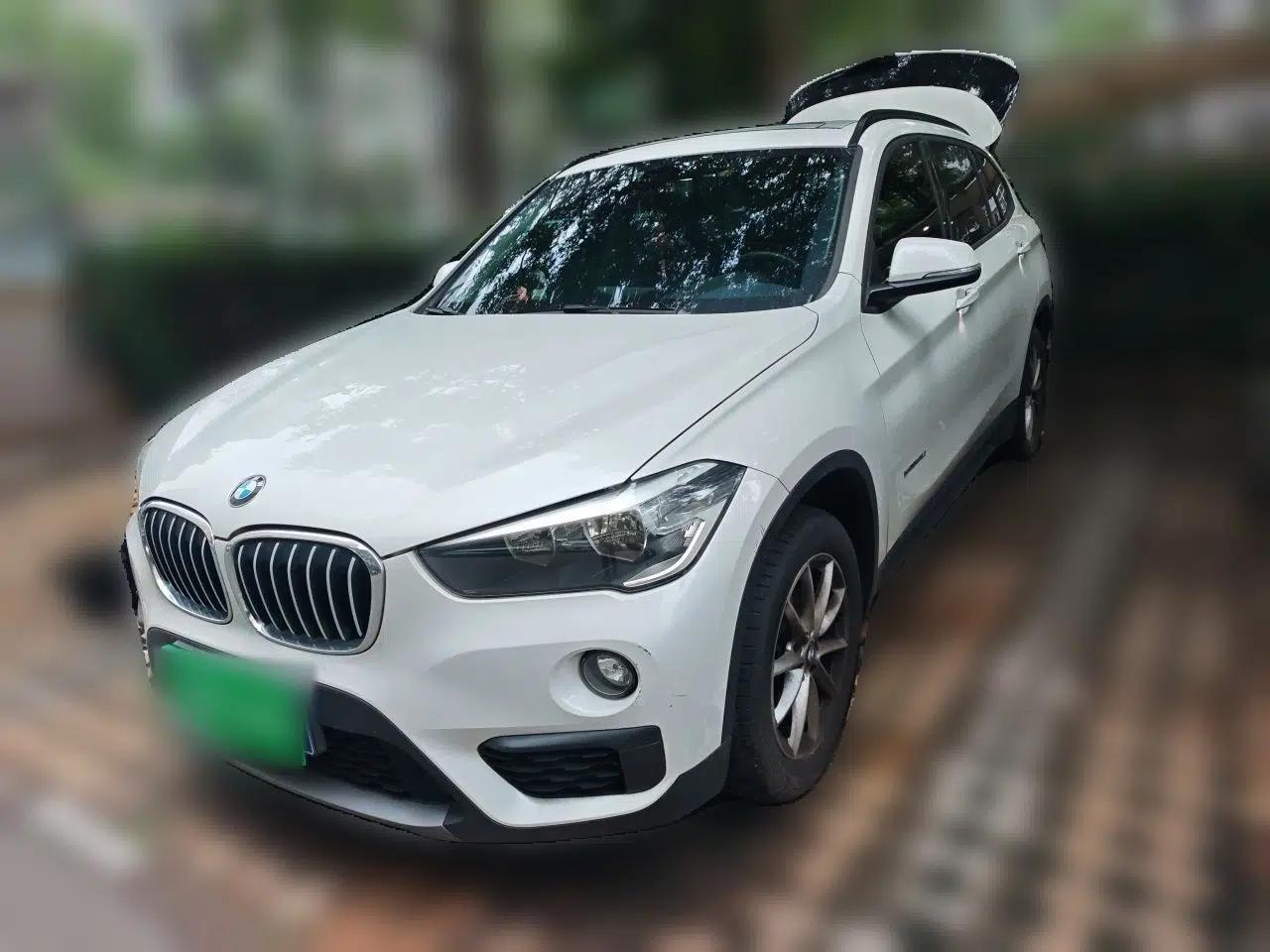 BMW X1 2016 sDrive18Li Fashion Model — миниатюра 1