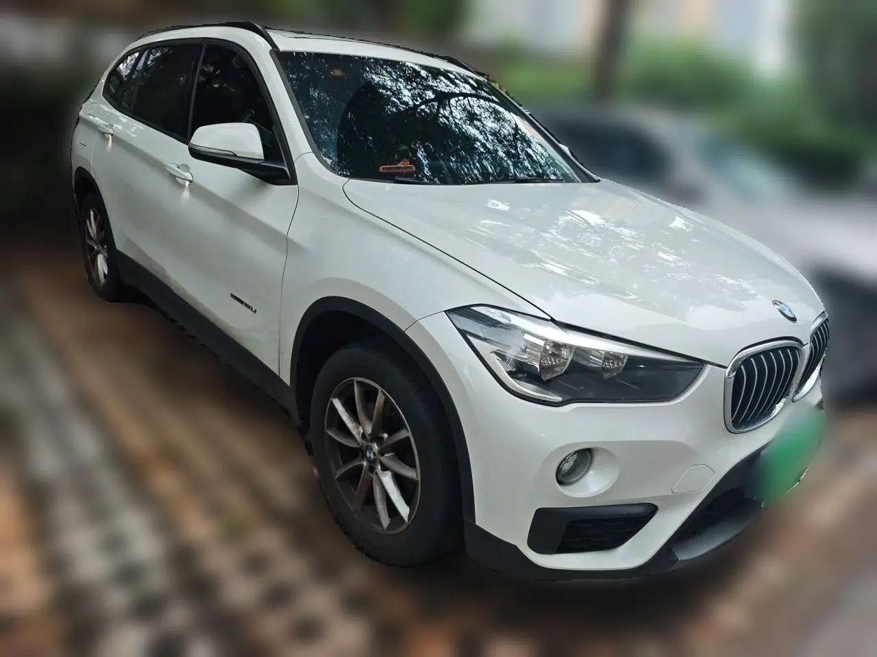 BMW X1 2016 sDrive18Li Fashion Model — миниатюра 3