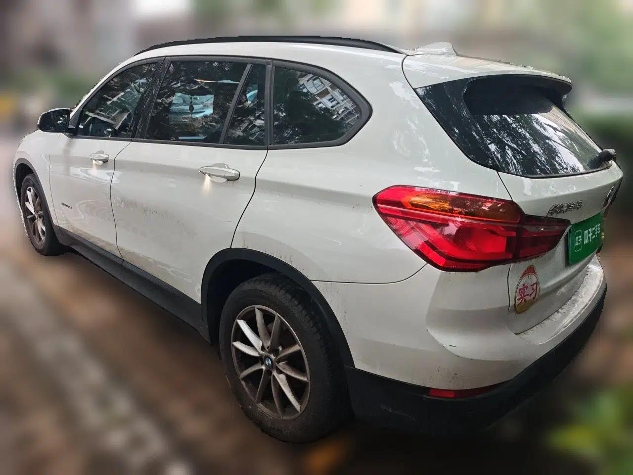 BMW X1 2016 sDrive18Li Fashion Model — миниатюра 4