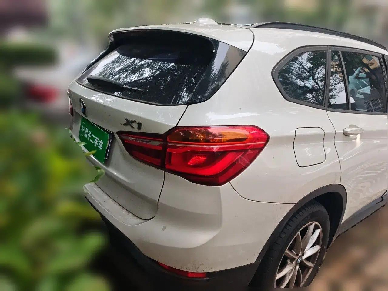 BMW X1 2016 sDrive18Li Fashion Model — миниатюра 5