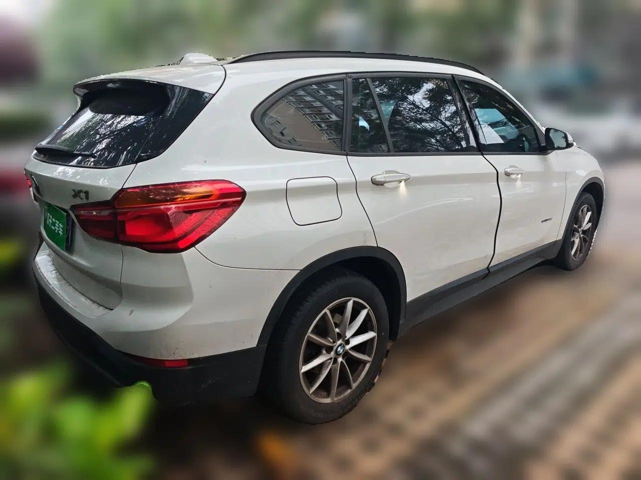 BMW X1 2016 sDrive18Li Fashion Model — миниатюра 6