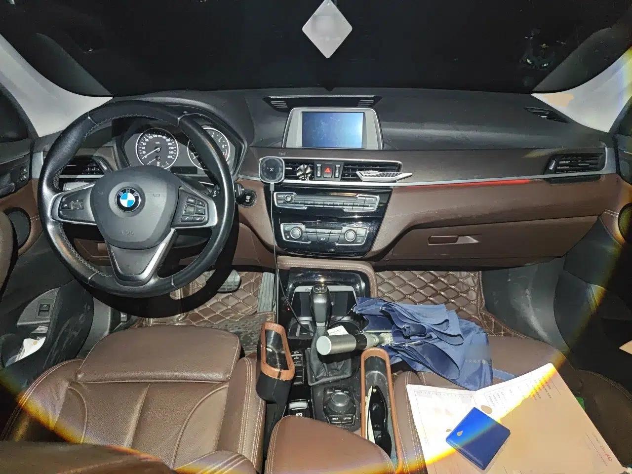 BMW X1 2018 sDrive18Li Luxury Model — миниатюра 9