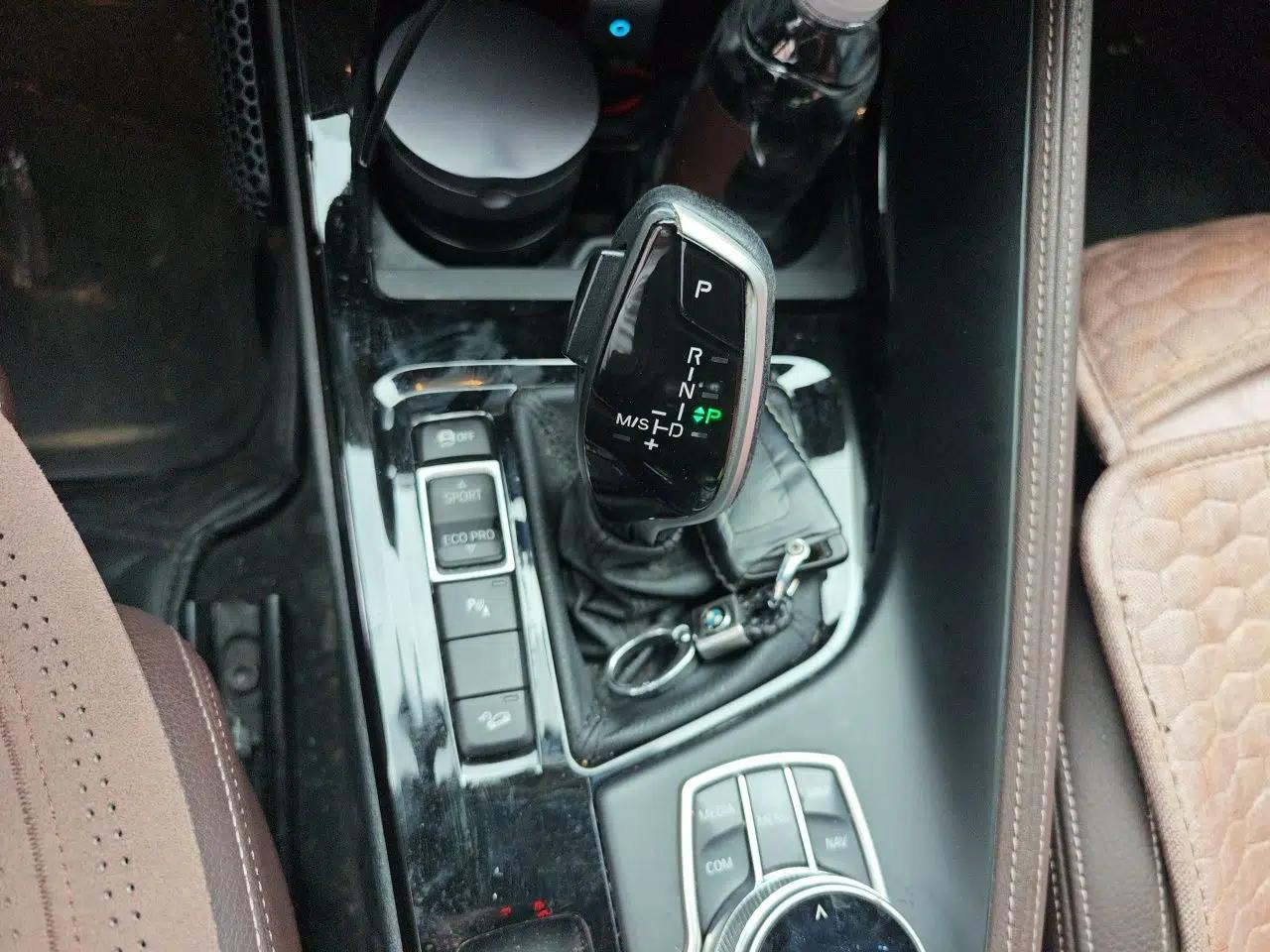 BMW X1 2019 xDrive20Li Luxury Model — миниатюра 14