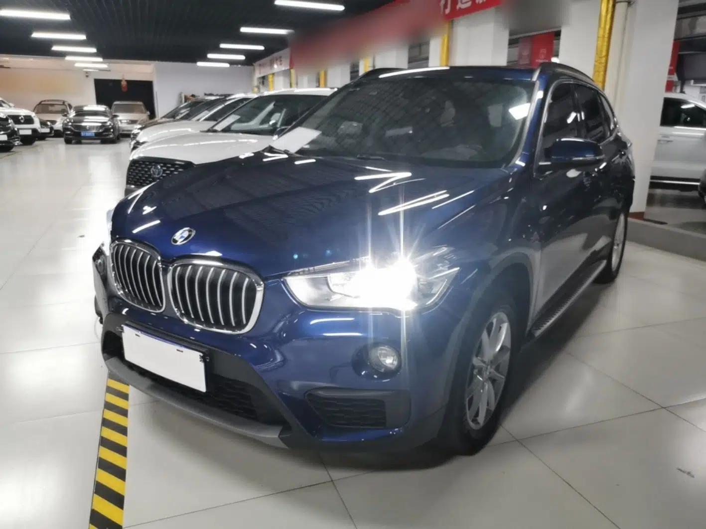 BMW X1 2019 sDrive18Li Fashion Model — миниатюра 1