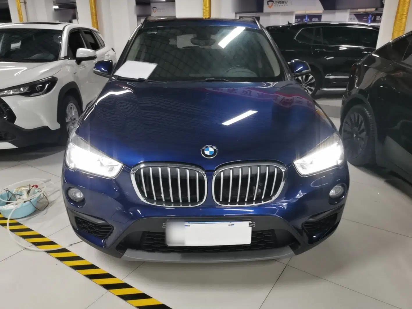 BMW X1 2019 sDrive18Li Fashion Model — миниатюра 2