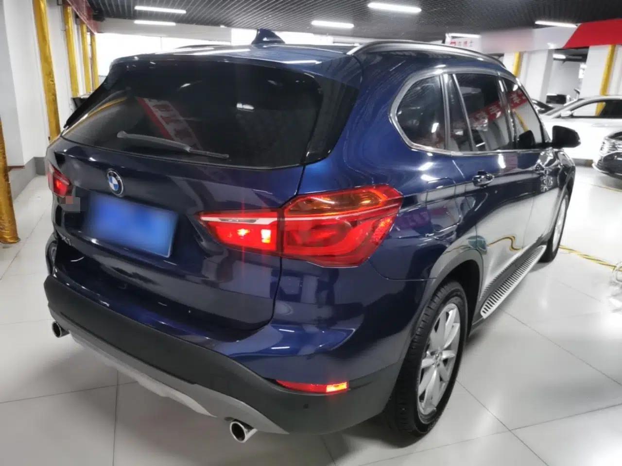 BMW X1 2019 sDrive18Li Fashion Model — миниатюра 6