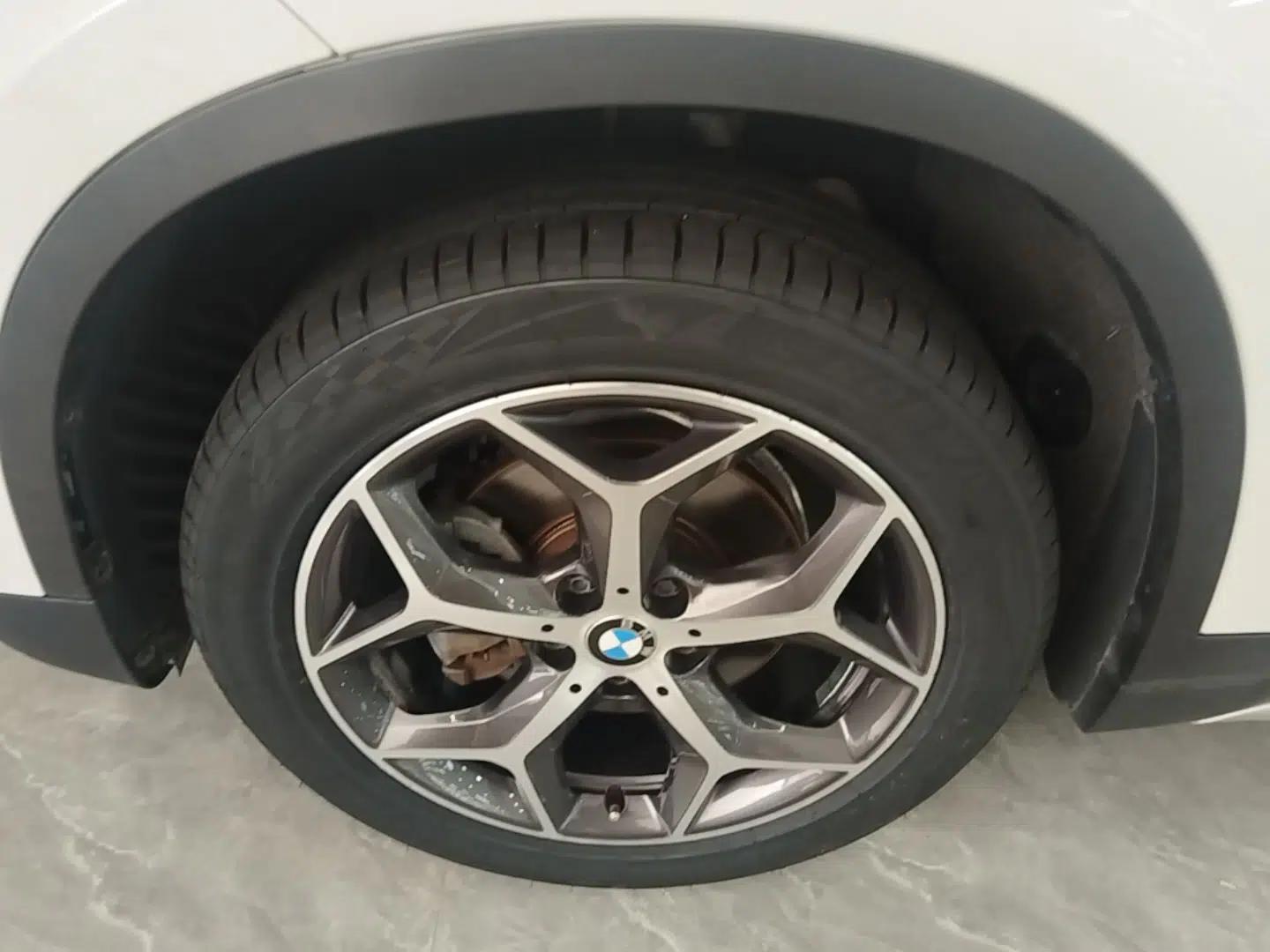 BMW X1 2019 sDrive18Li Premium Edition — миниатюра 15