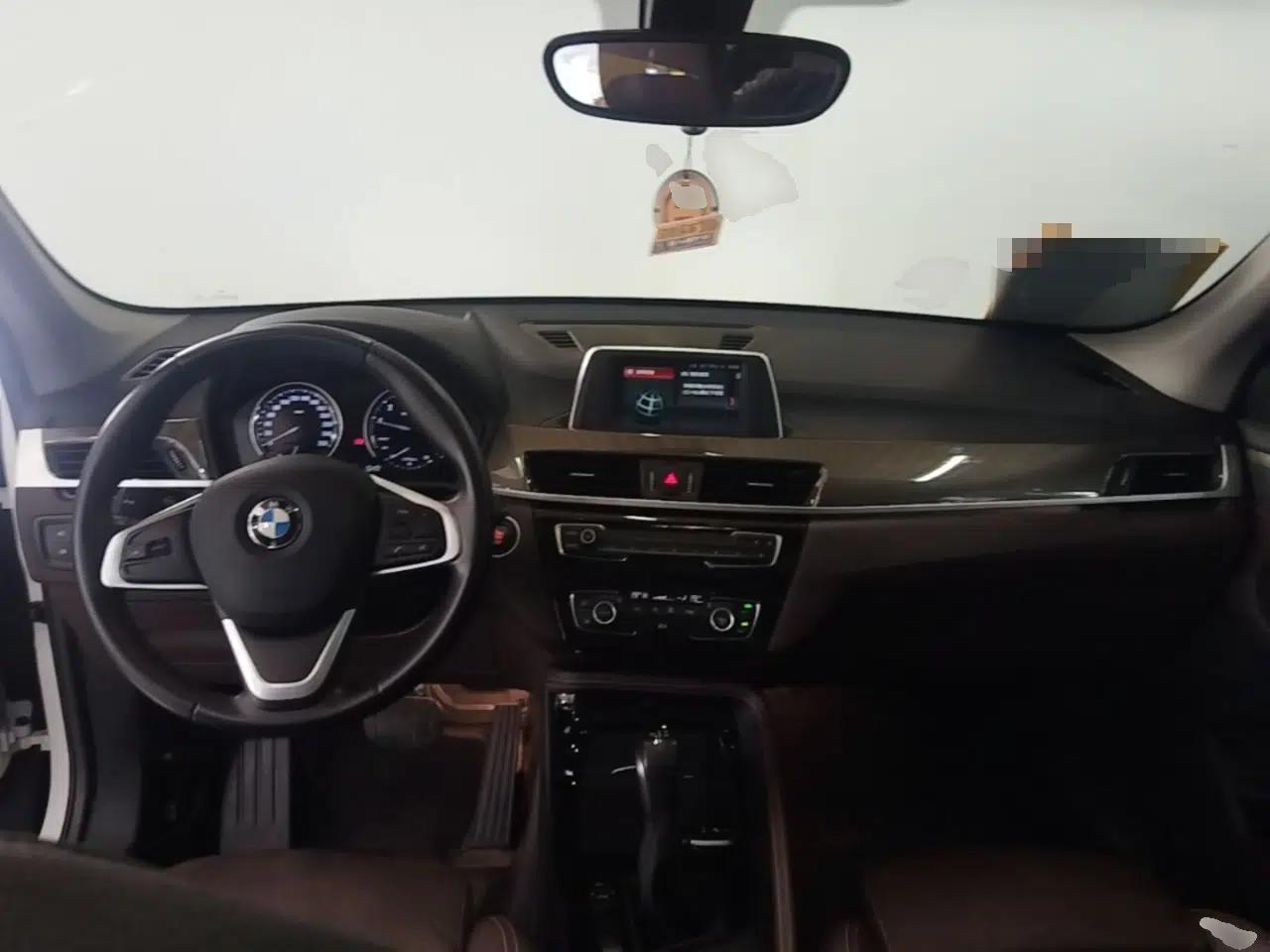 BMW X1 2019 sDrive18Li Premium Edition — миниатюра 17