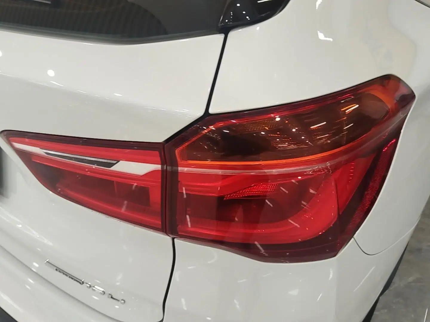BMW X1 2019 sDrive18Li Premium Edition — миниатюра 9