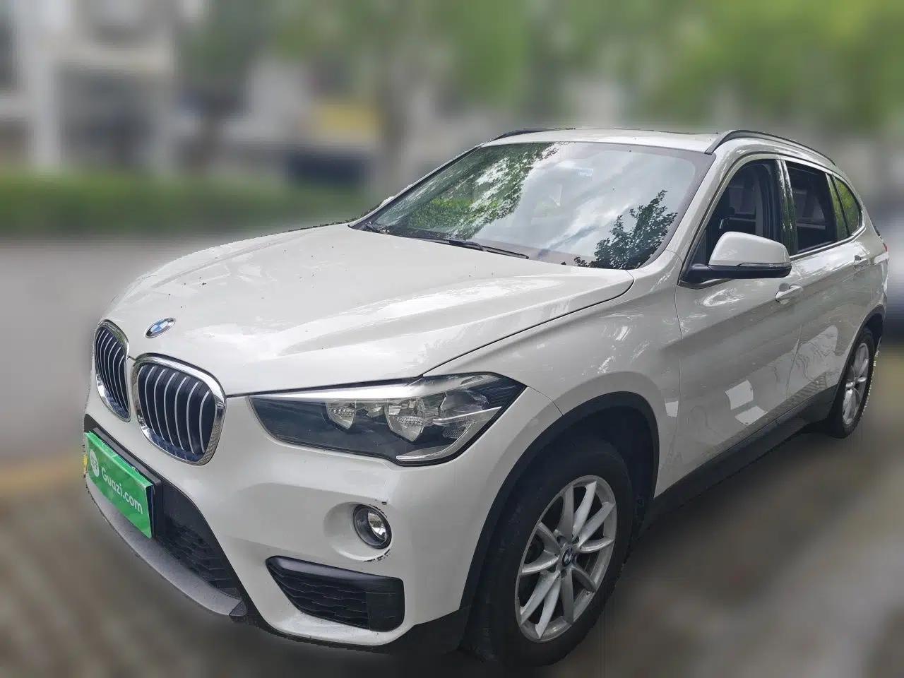 BMW X1 2019 sDrive18Li Fashion Model — миниатюра 1