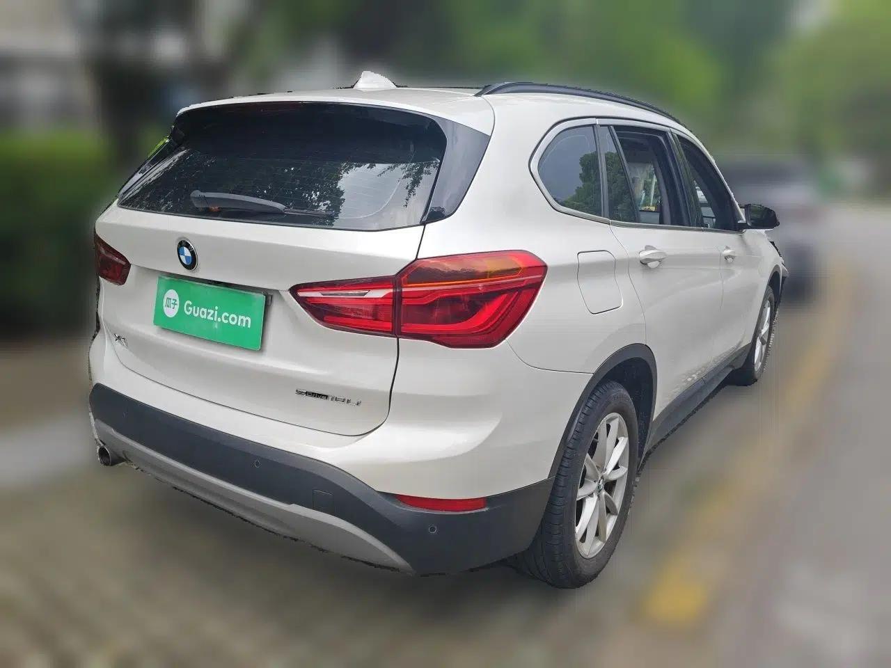 BMW X1 2019 sDrive18Li Fashion Model — миниатюра 6