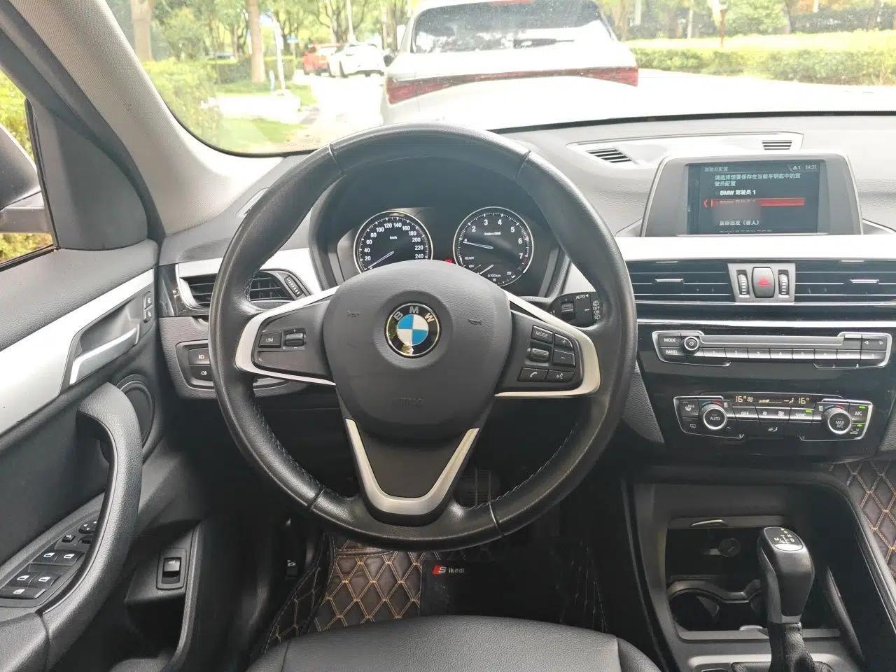 BMW X1 2019 sDrive18Li Fashion Model — миниатюра 10