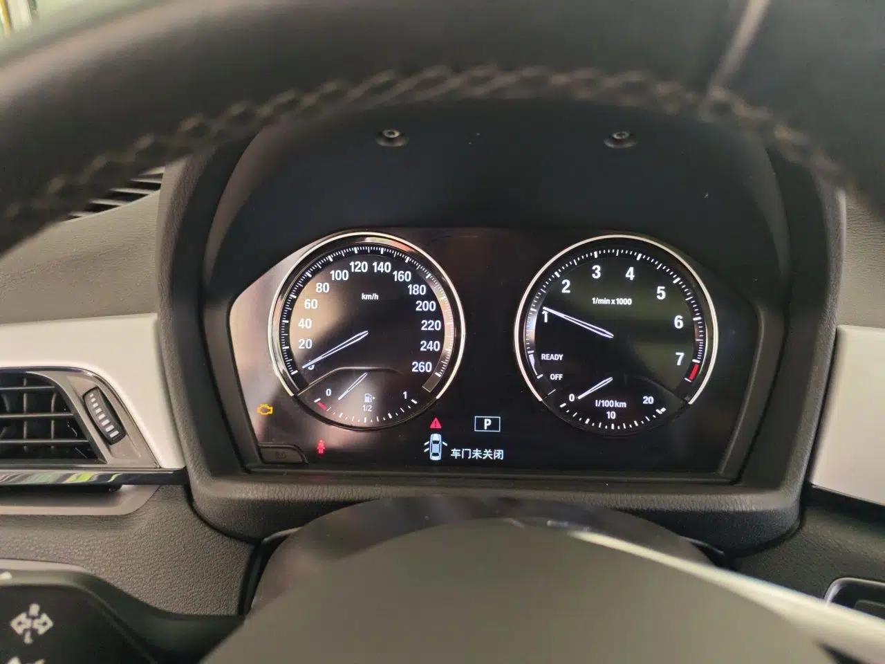 BMW X1 2019 sDrive20Li Leading Model — миниатюра 11