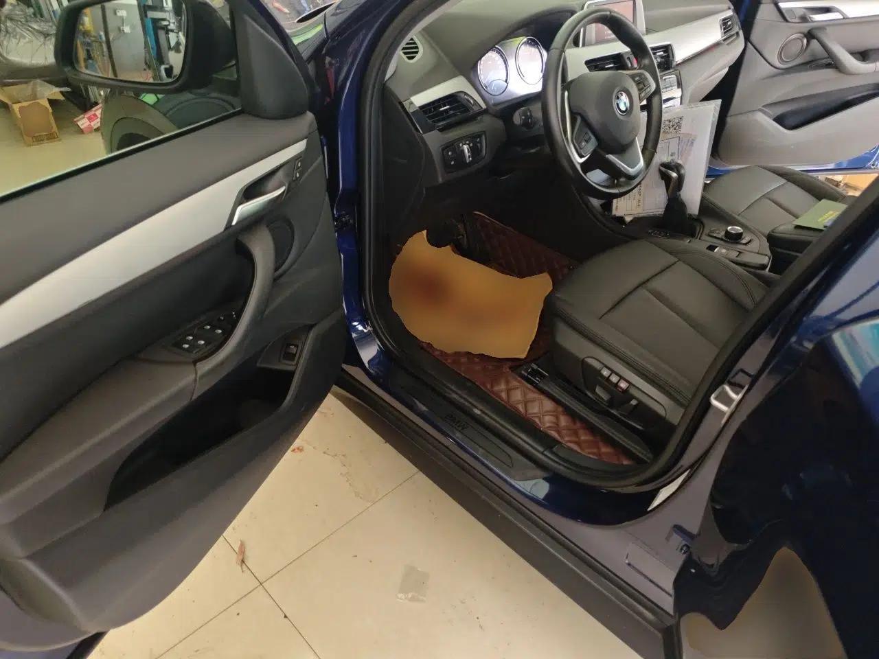 BMW X1 2019 sDrive20Li Leading Model — миниатюра 16