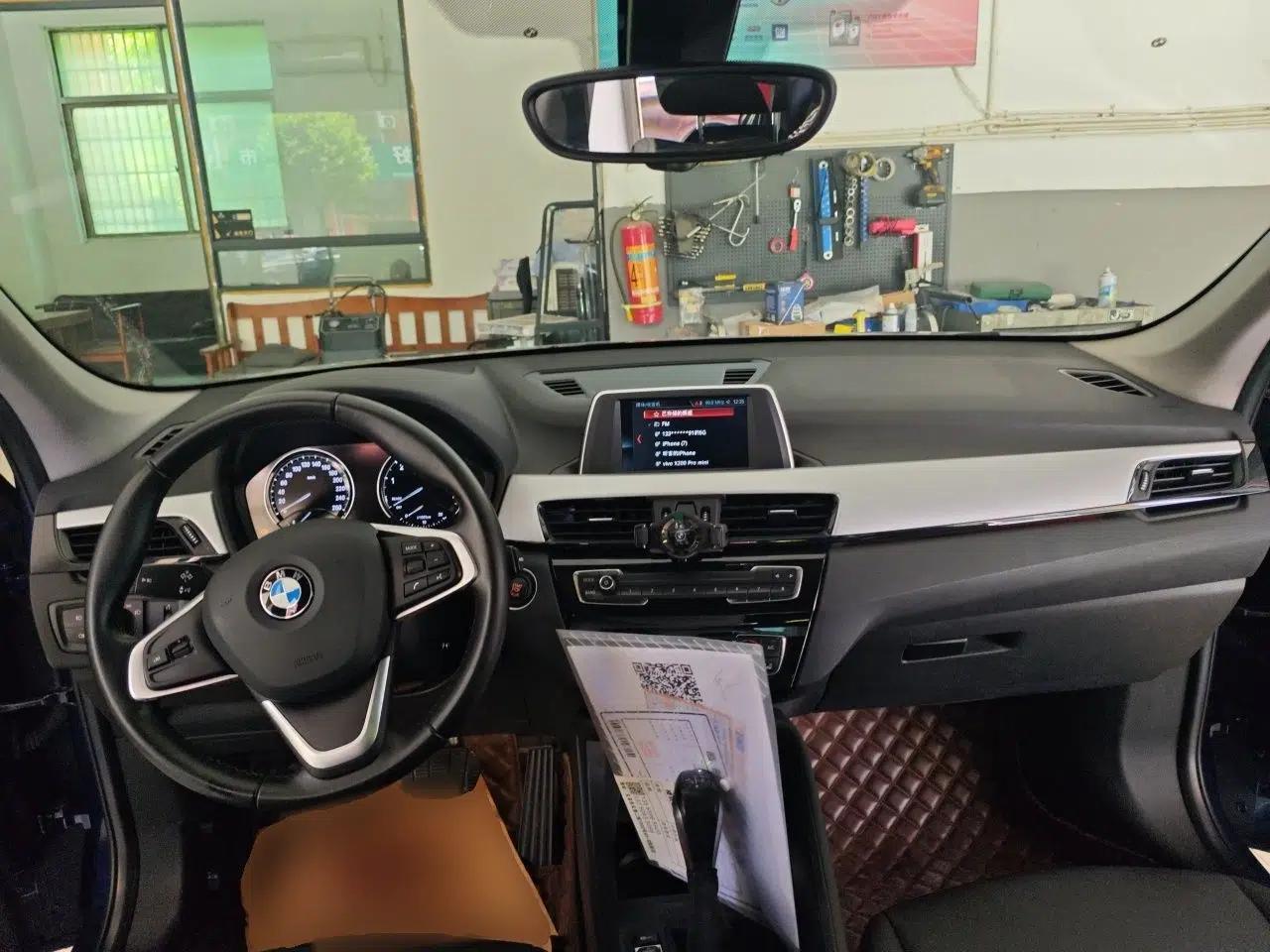 BMW X1 2019 sDrive20Li Leading Model — миниатюра 9