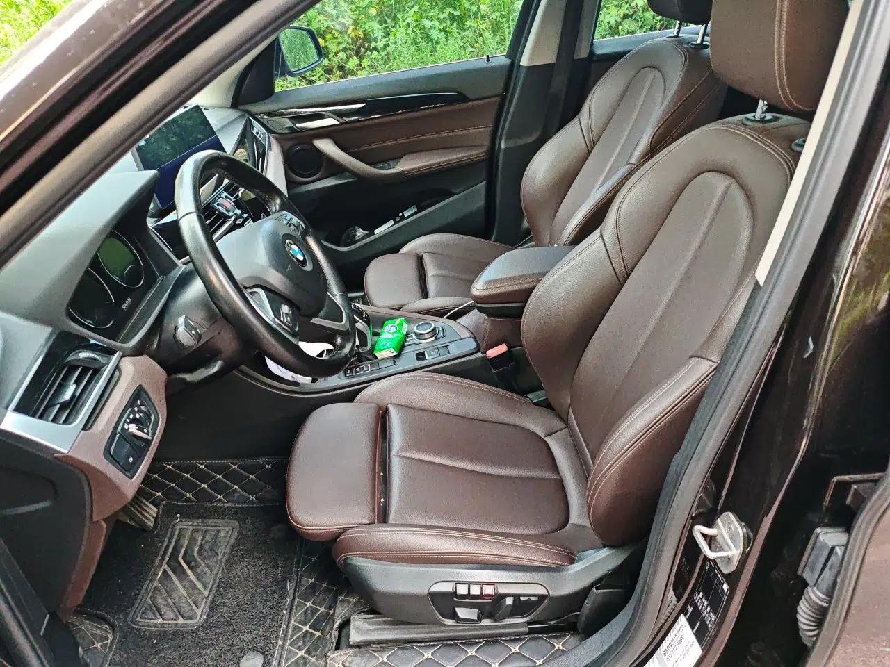BMW X1 2020 sDrive25Li Leading Model — миниатюра 15