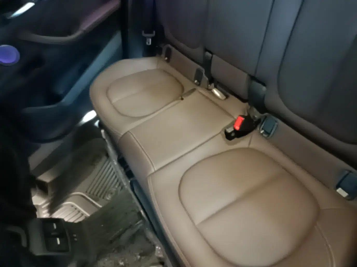 BMW X1 2020 sDrive25Li Leading Model — миниатюра 20