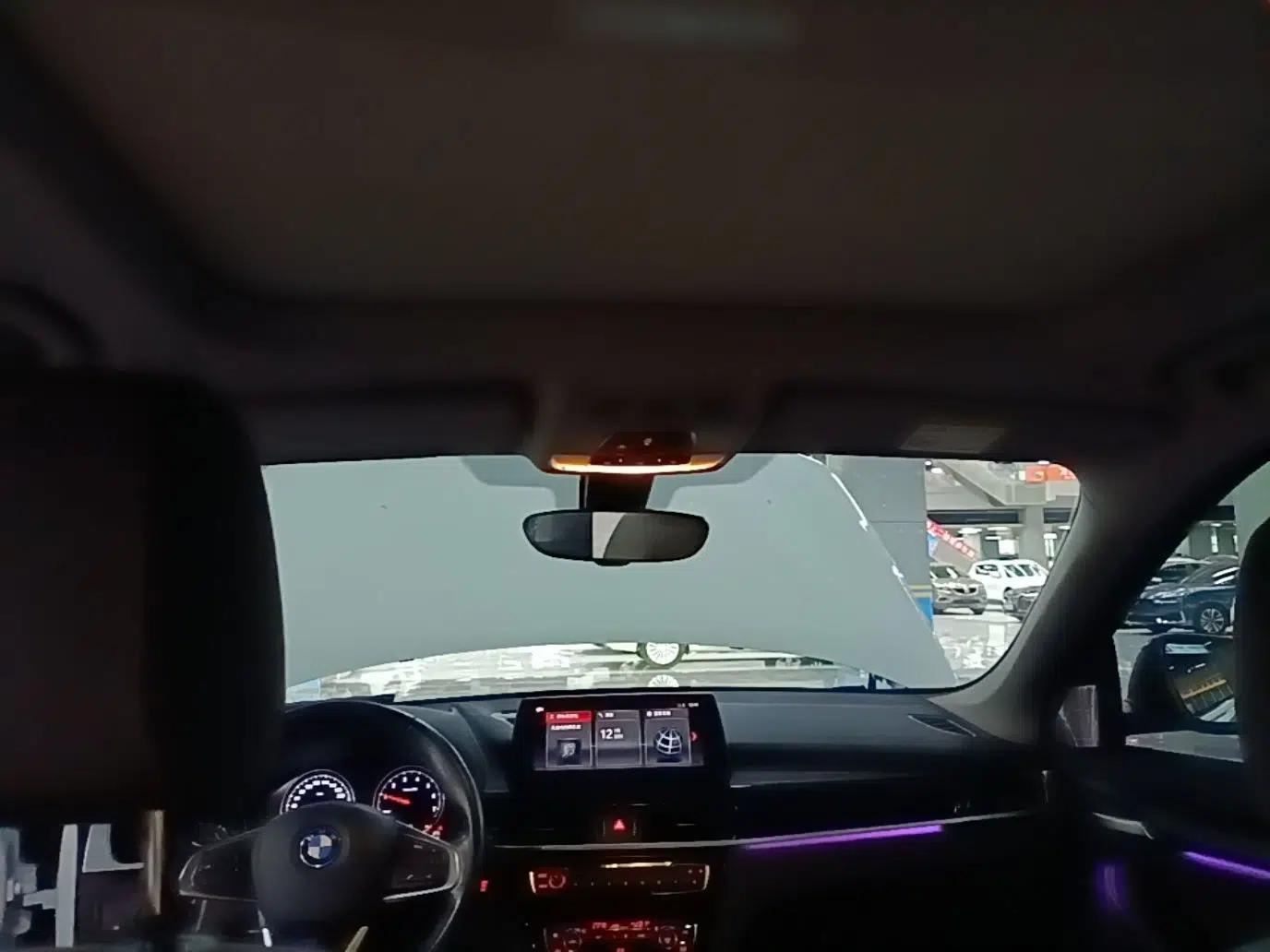 BMW X1 2020 sDrive25Li Leading Model — миниатюра 21