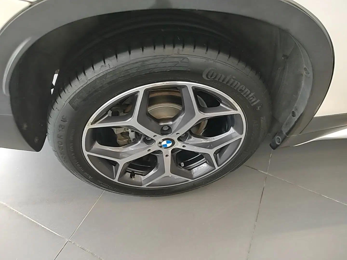 BMW X1 2019 xDrive20Li Luxury Model — миниатюра 11