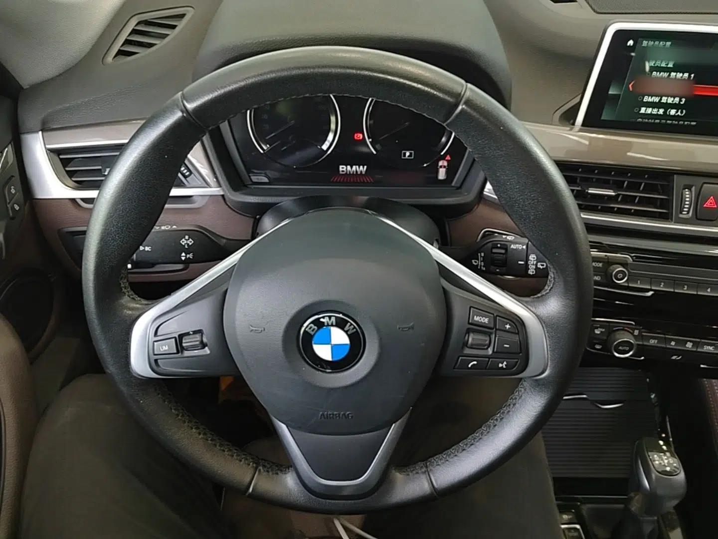 BMW X1 2019 xDrive20Li Luxury Model — миниатюра 13