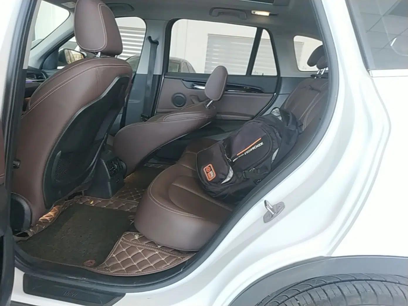 BMW X1 New Energy 2020 xDrive30Le Premium Edition — миниатюра 25