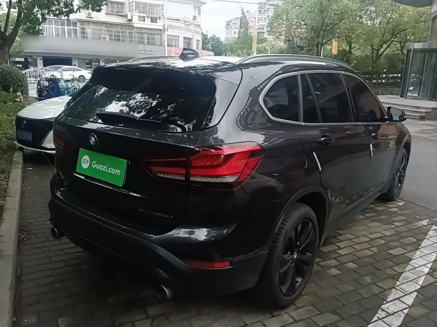 BMW X1 2021 sDrive20Li Fashion Model — миниатюра 6
