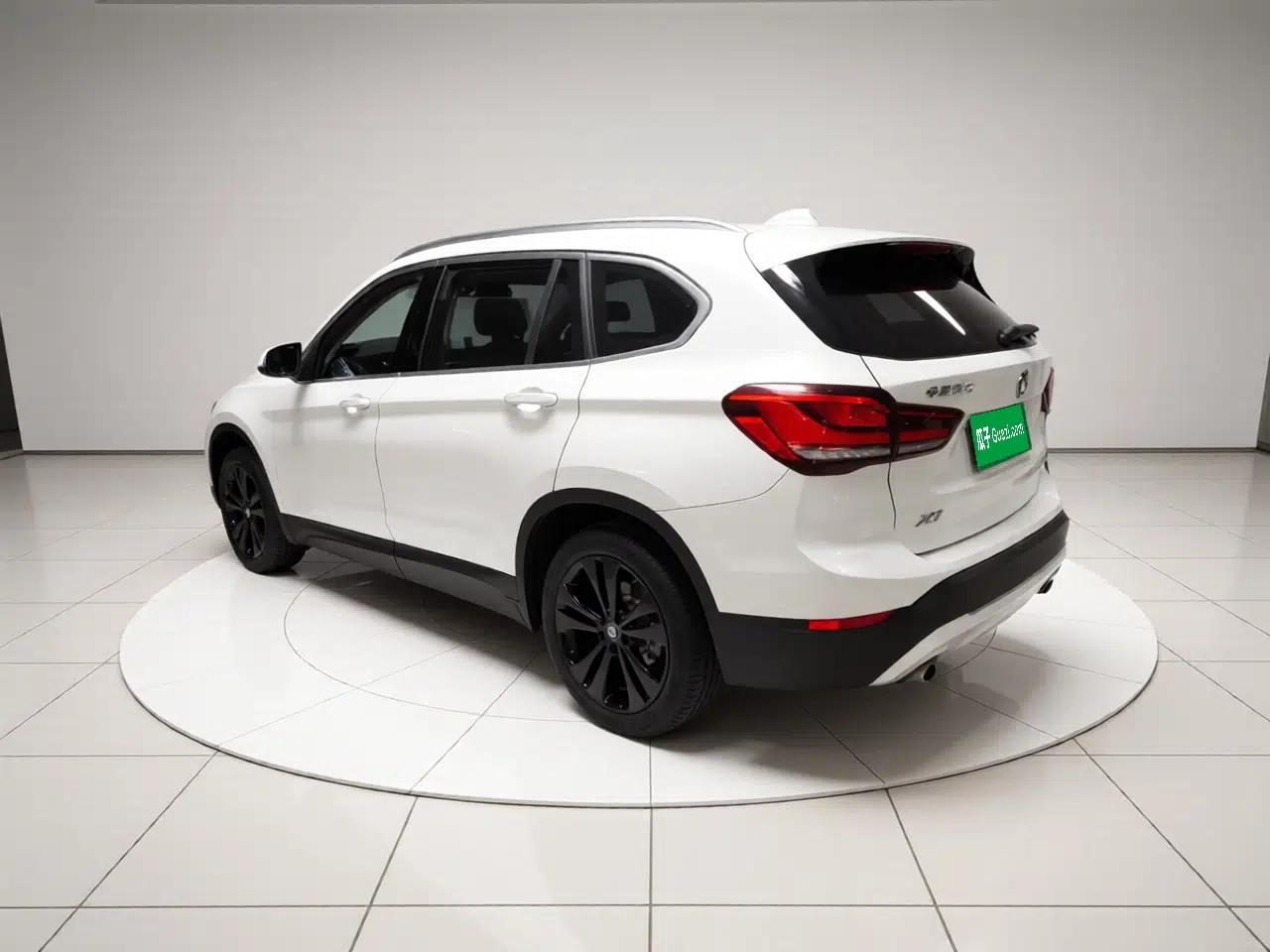 BMW X1 2020 sDrive20Li Fashion Model — миниатюра 4