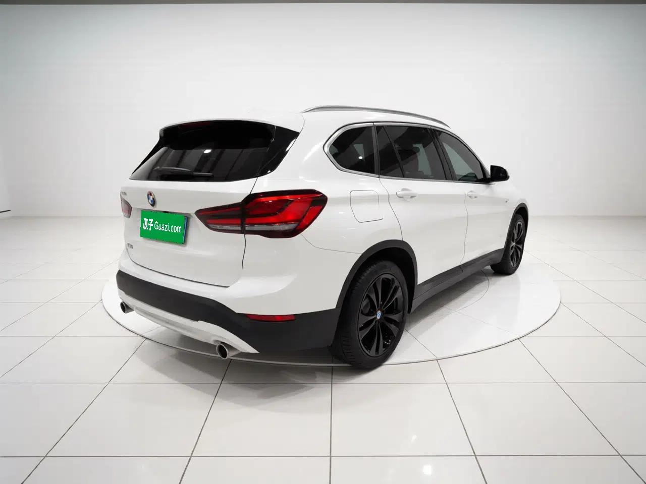 BMW X1 2020 sDrive20Li Fashion Model — миниатюра 6