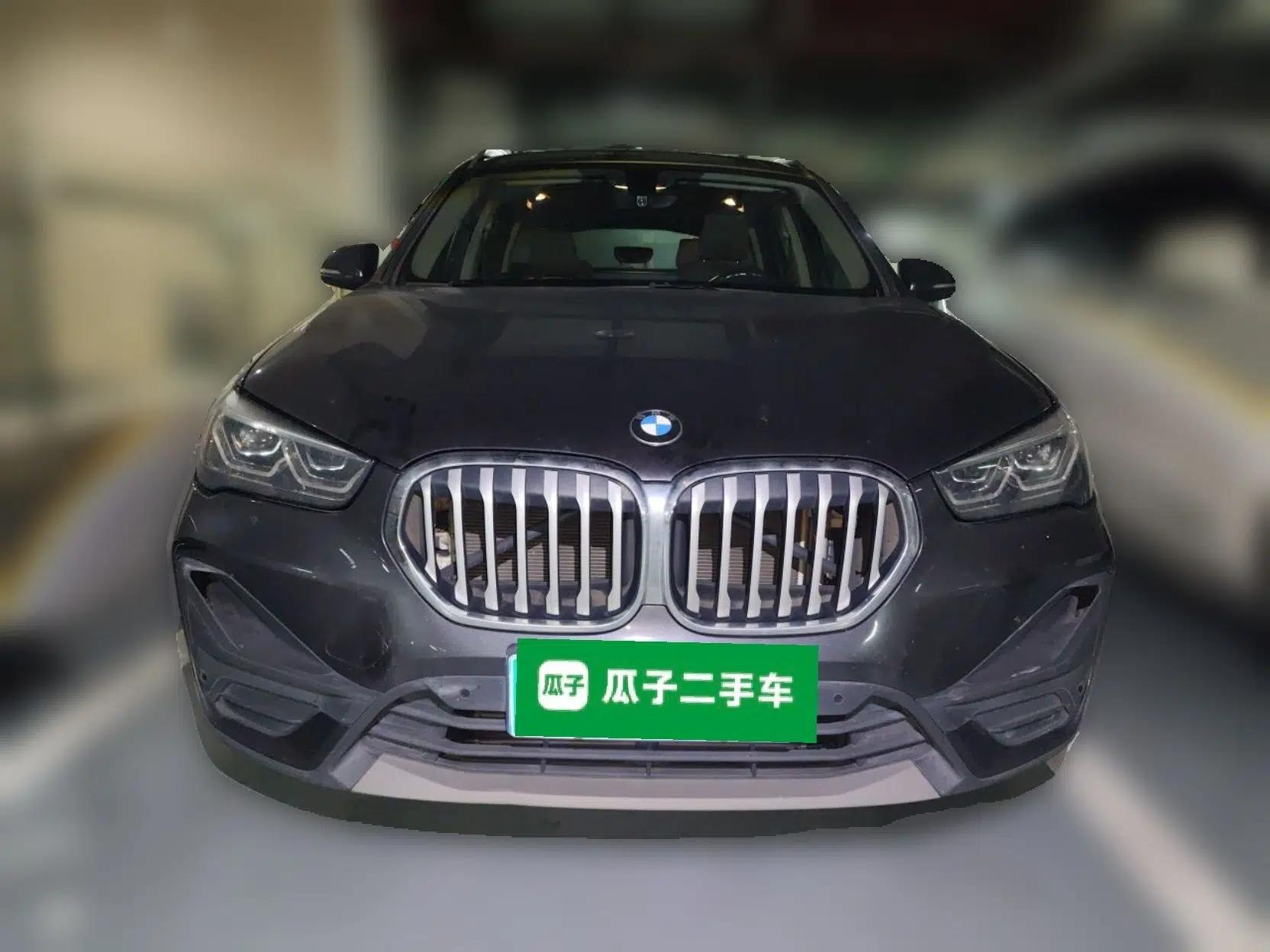 BMW X1 2021 sDrive25Li Leading Model — миниатюра 2