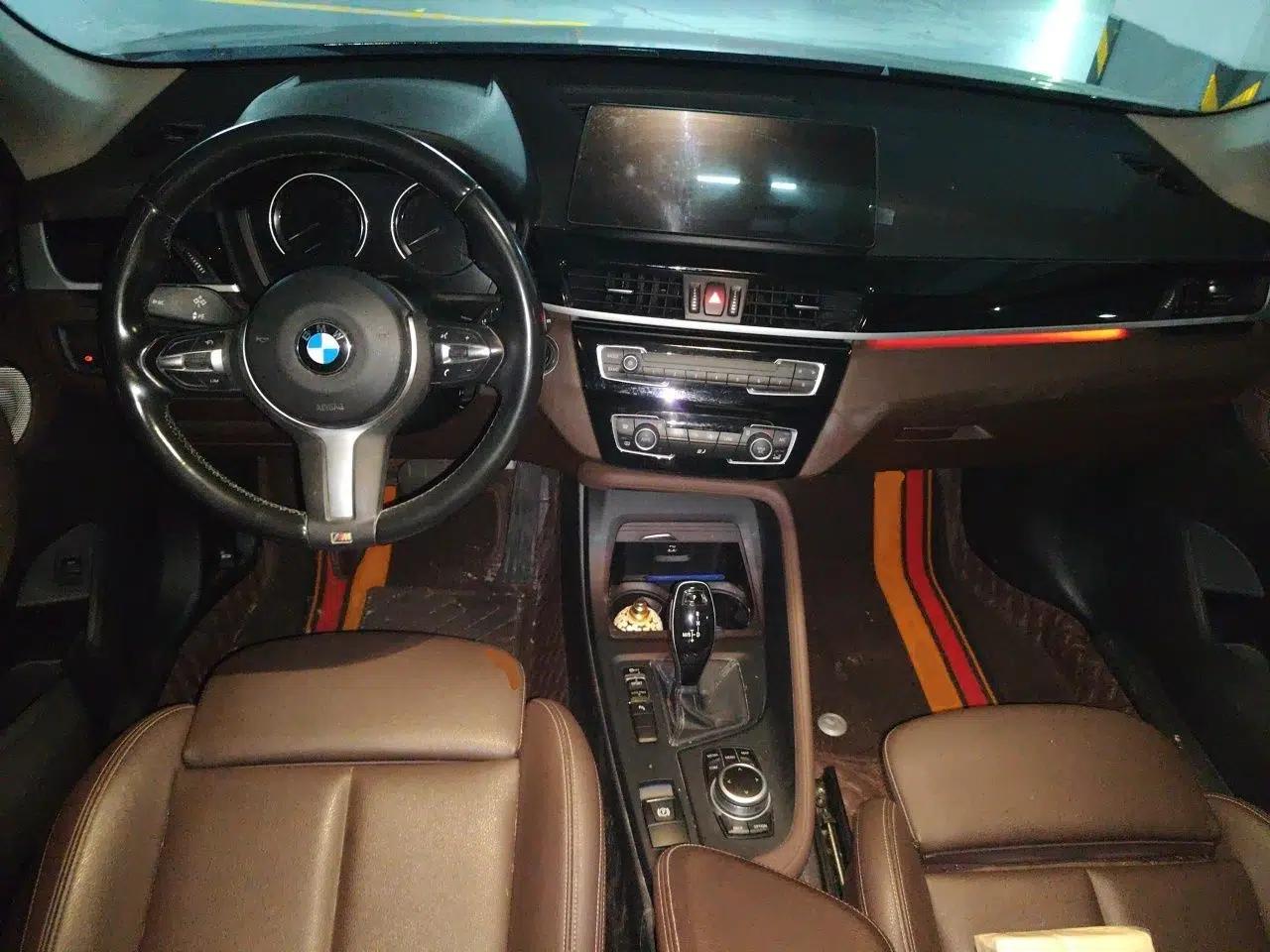 BMW X1 2021 sDrive25Li Leading Model — миниатюра 9