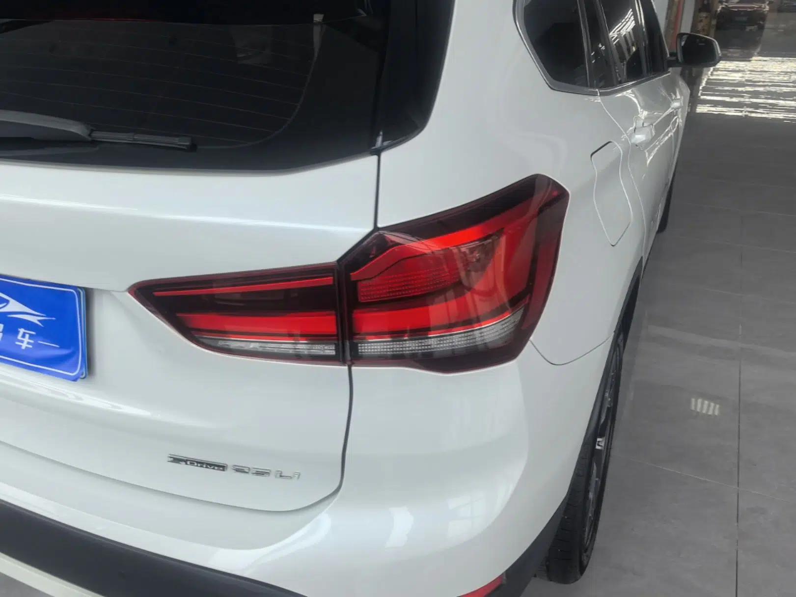 BMW X1 2021 sDrive25Li Leading Model — миниатюра 9