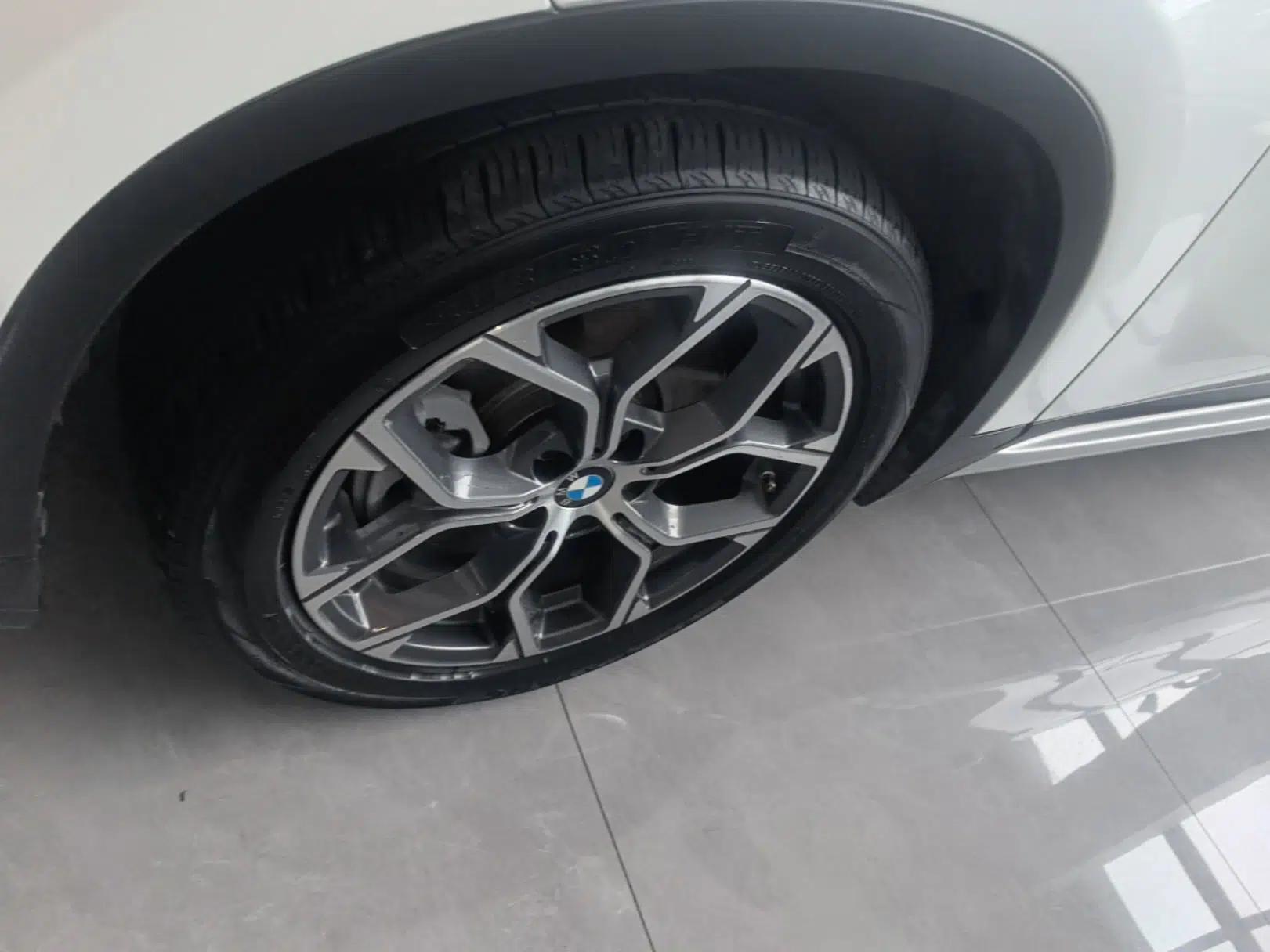 BMW X1 2021 sDrive25Li Leading Model — миниатюра 10