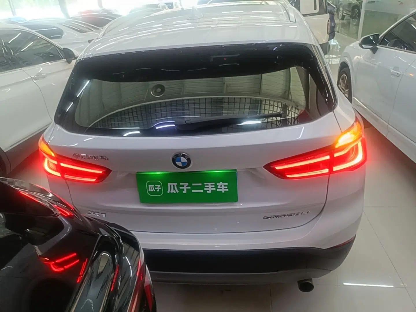 BMW X1 2019 sDrive20Li Leading Model — миниатюра 5