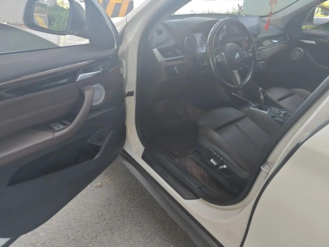 BMW X1 2022 sDrive25Li Leading Model — миниатюра 16
