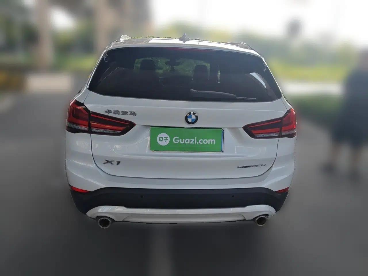 BMW X1 2022 sDrive25Li Leading Model — миниатюра 5