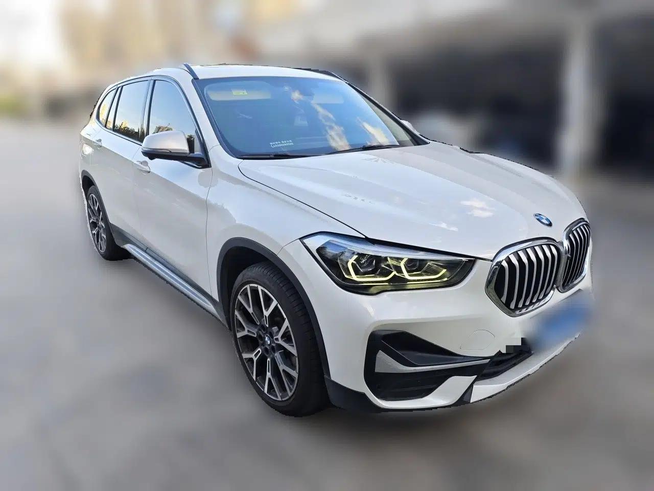 BMW X1 2021 xDrive25Li Luxury Model — миниатюра 3