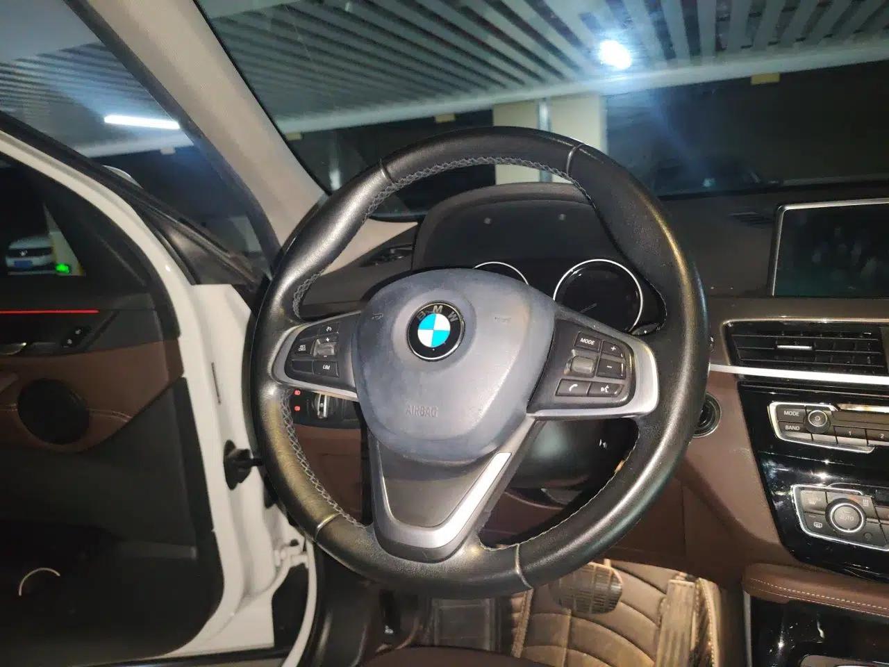BMW X1 2019 xDrive20Li Luxury Model — миниатюра 10