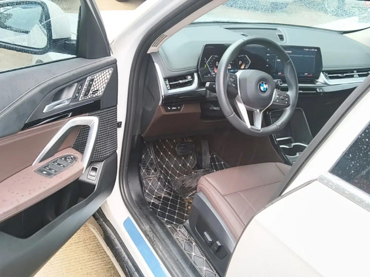 BMW X1 2023 sDrive25Li X Design Package — миниатюра 18