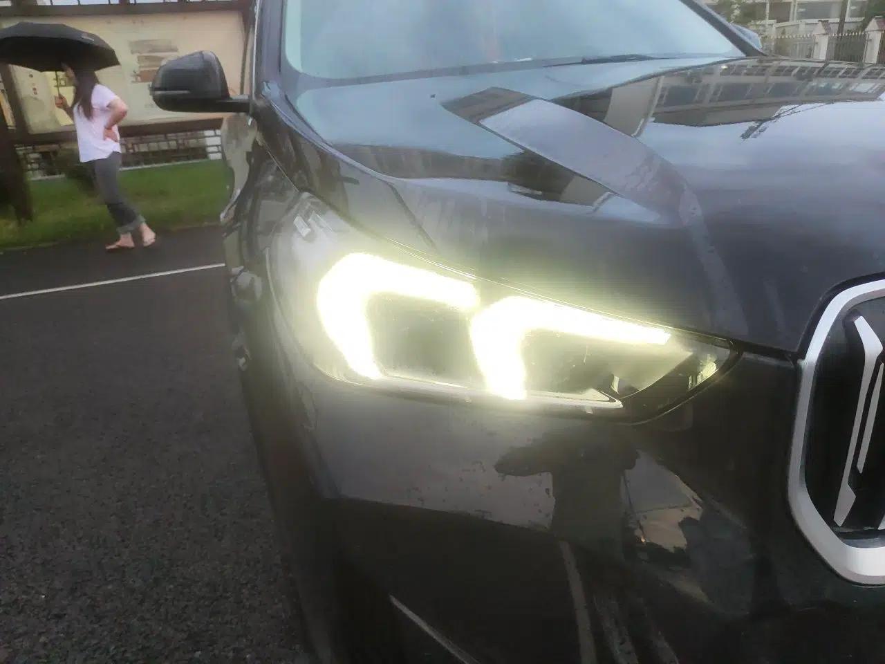 BMW X1 2023 sDrive25Li M Sport Package — миниатюра 7