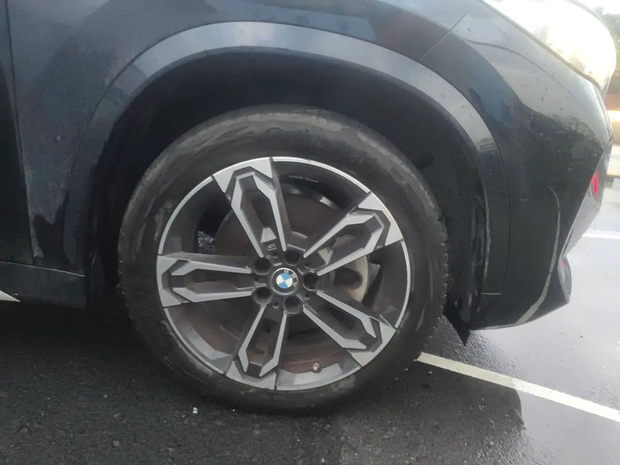 BMW X1 2023 sDrive25Li M Sport Package — миниатюра 8