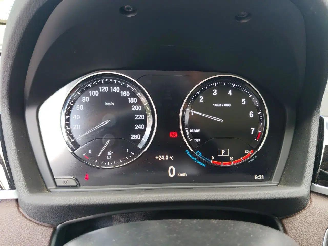 BMW X1 2021 sDrive20Li Fashion Model — миниатюра 11