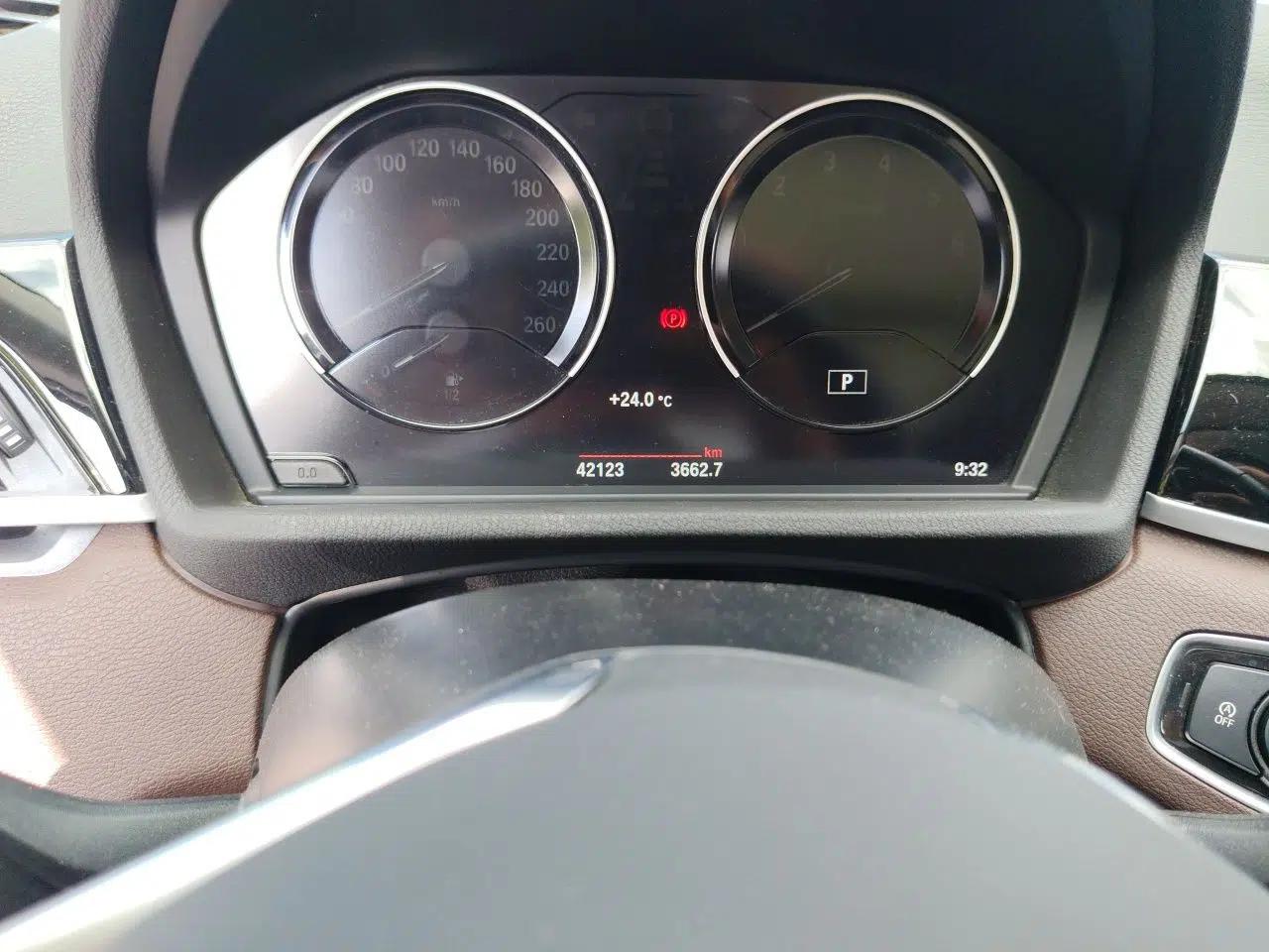 BMW X1 2021 sDrive20Li Fashion Model — миниатюра 12