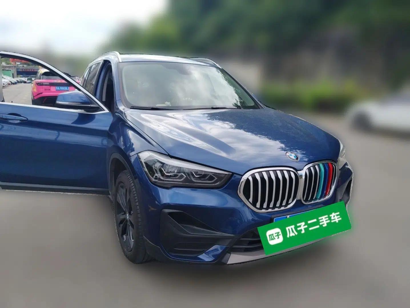 BMW X1 2021 sDrive20Li Fashion Model — миниатюра 3