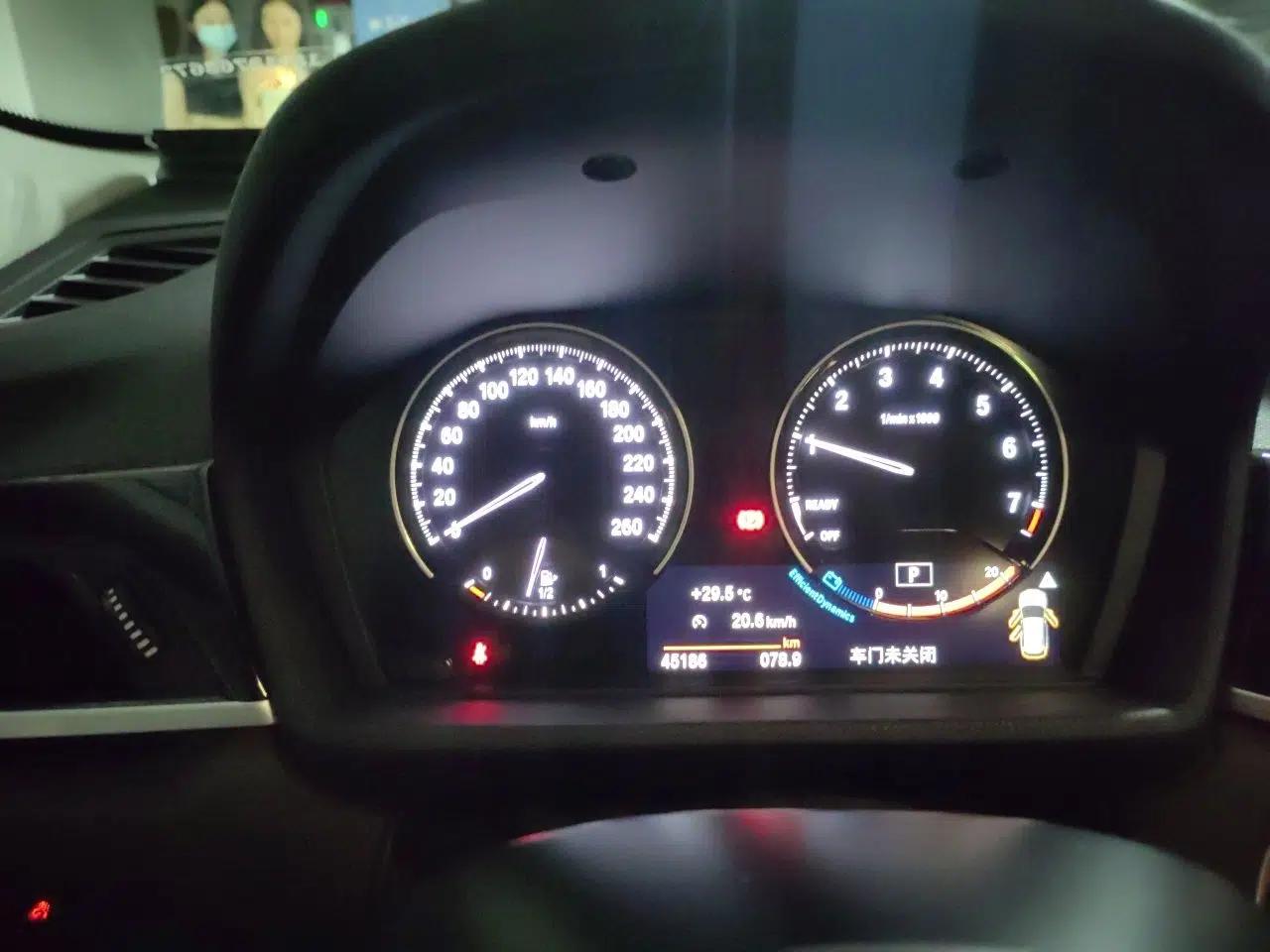 BMW X1 2020 sDrive25Li Leading Model — миниатюра 11
