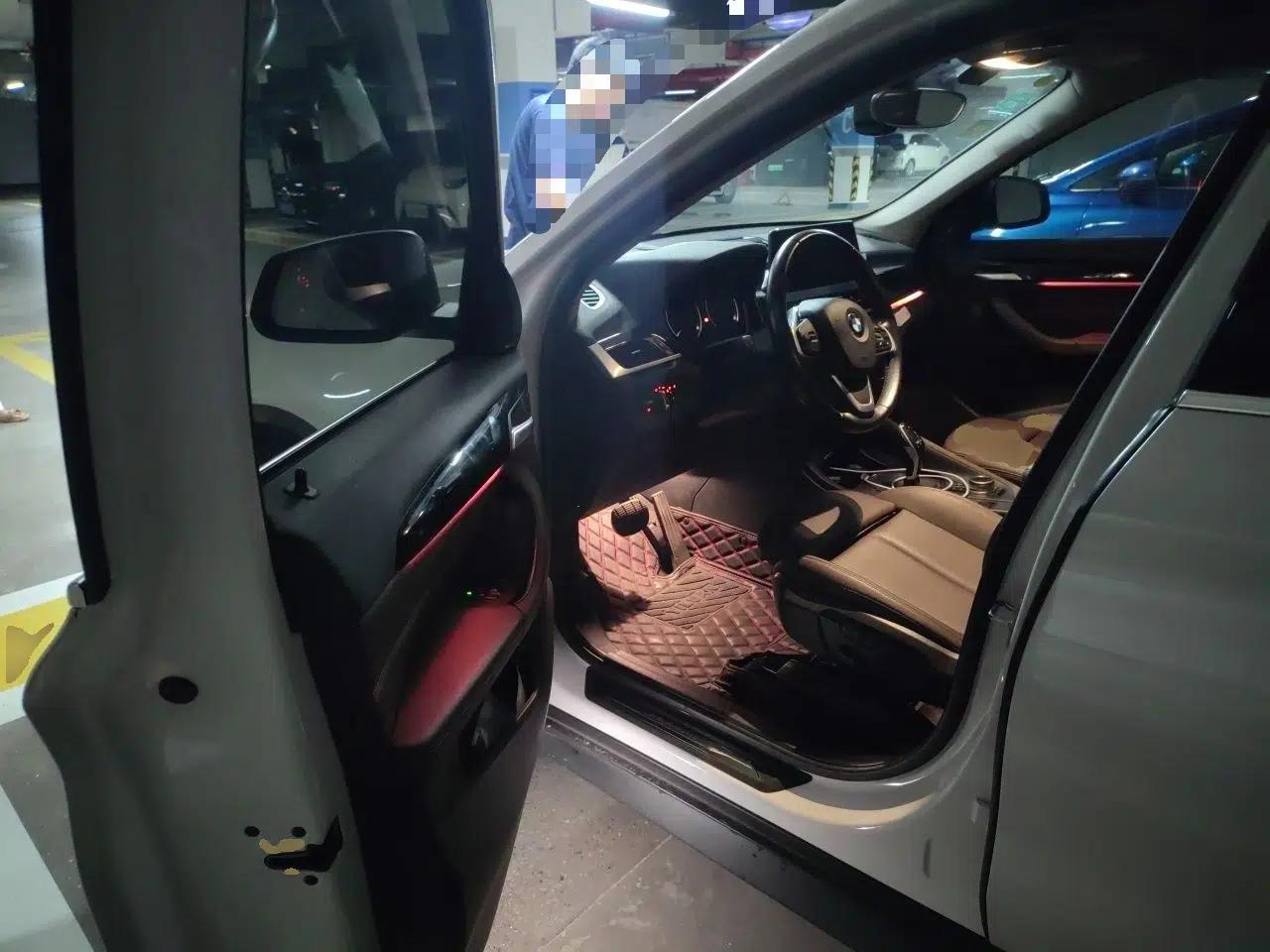 BMW X1 2020 sDrive25Li Leading Model — миниатюра 16