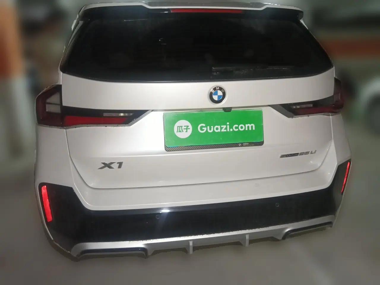 BMW X1 2023 sDrive25Li M Sport Package — миниатюра 5