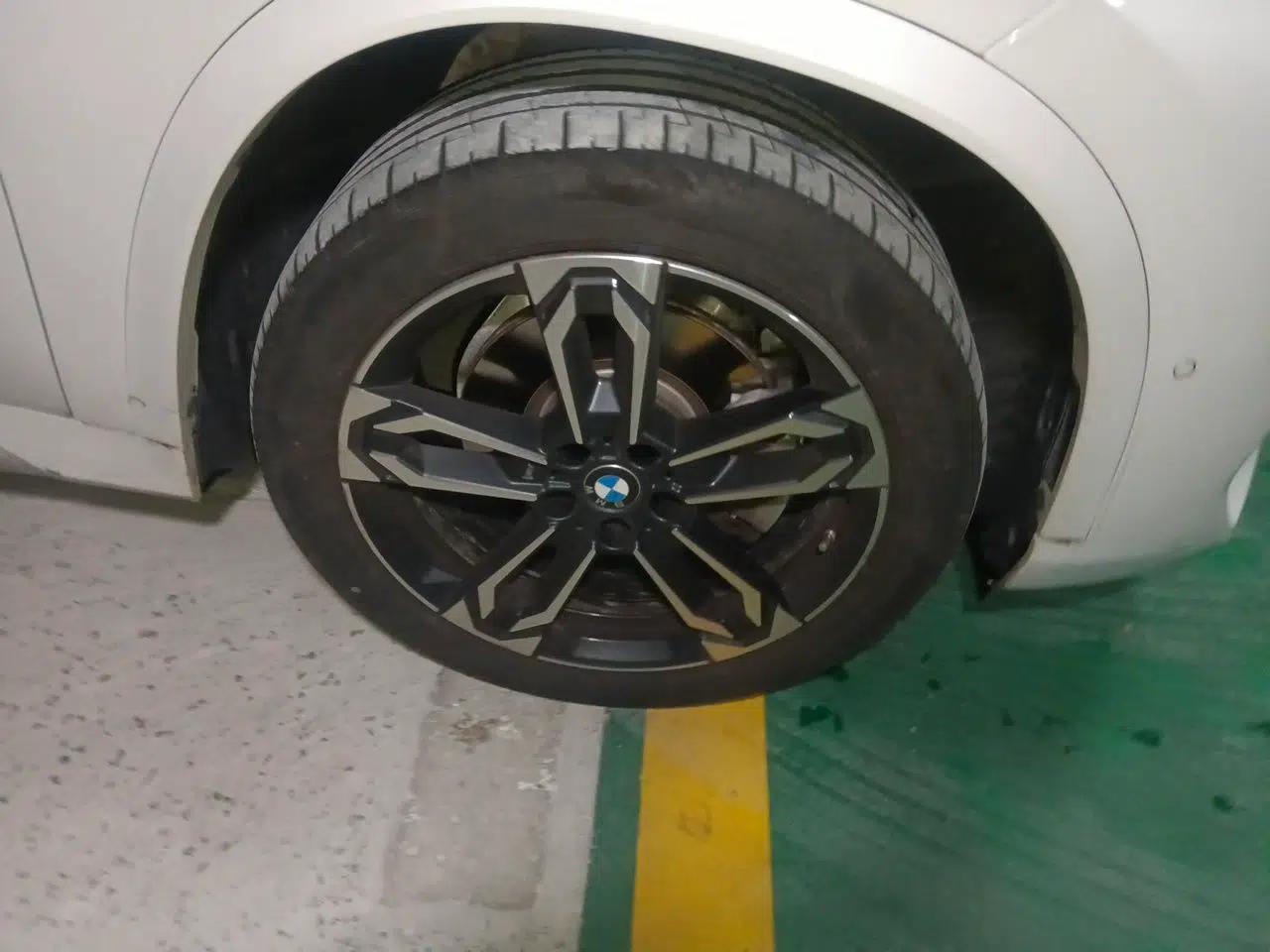 BMW X1 2023 sDrive25Li M Sport Package — миниатюра 8
