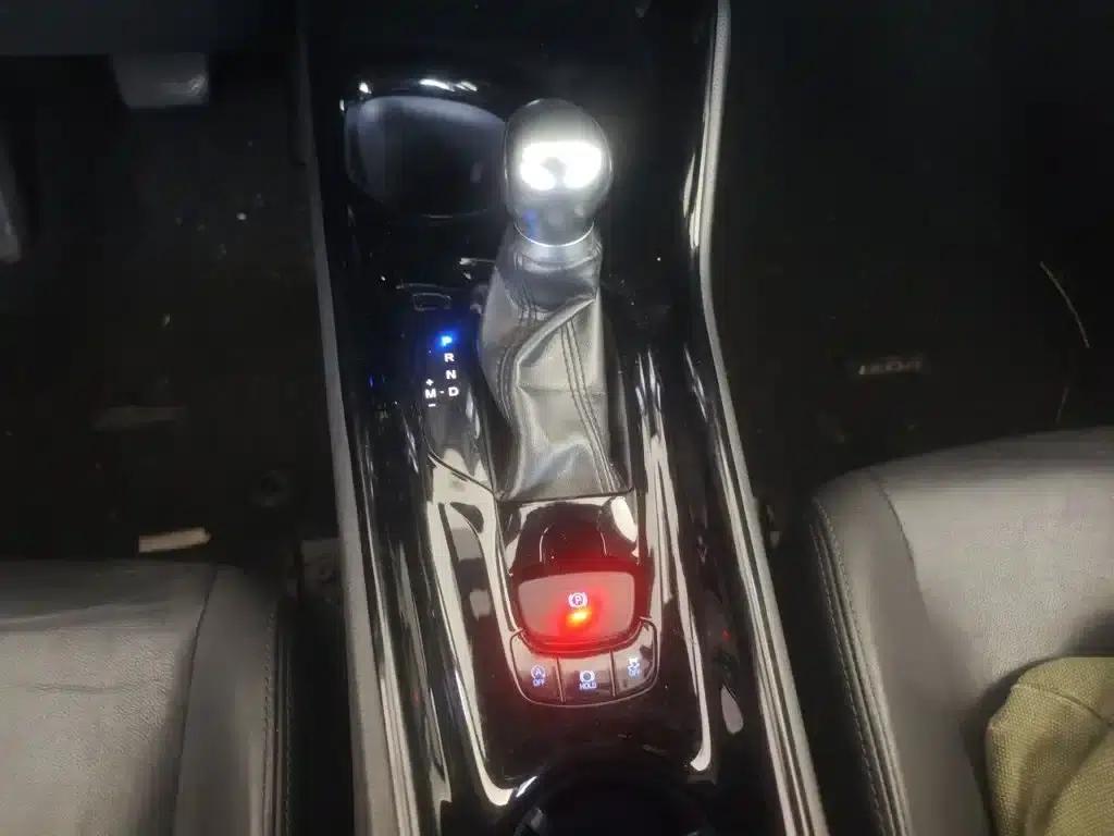 2018 Toyota IZOA 2.0L Elegance Edition (National VI Emission Standard) — миниатюра 11