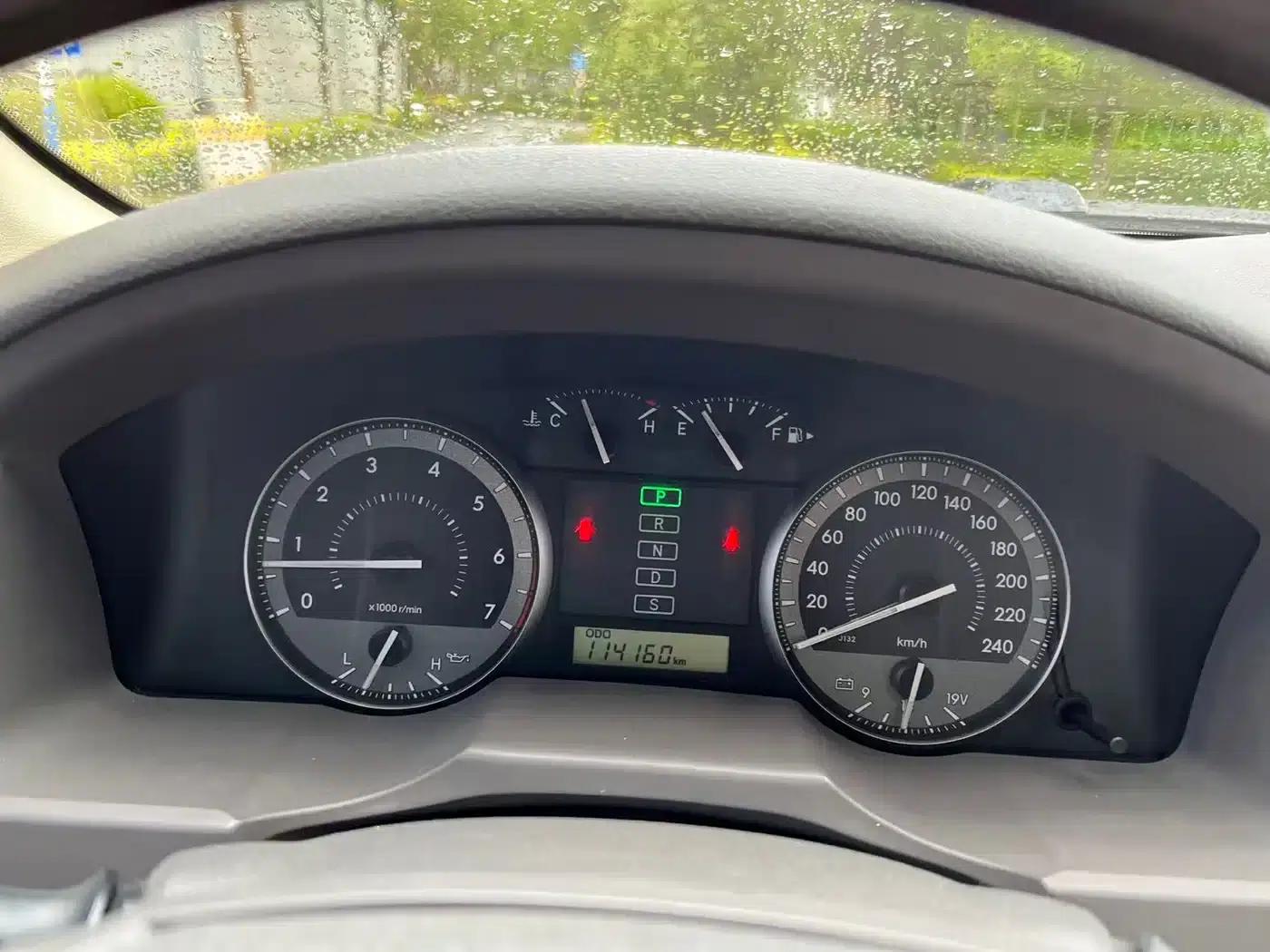 2018 Land Cruiser (Imported) 4.6L Middle East Edition — миниатюра 14