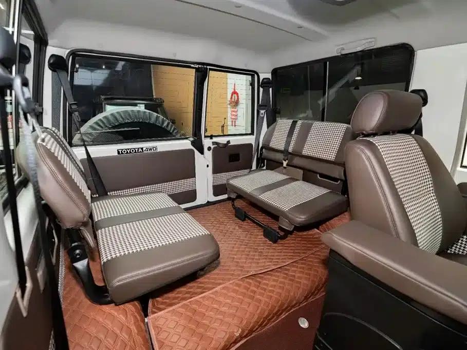 Land Cruiser (Imported) LC71 2024 Model 2.8T Diesel — миниатюра 10